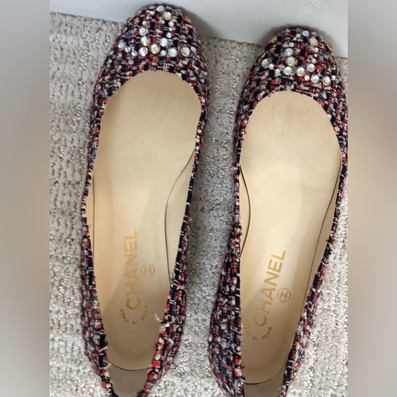 Tweed Chanel Flats - Picture 6 of 8